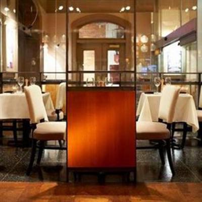 фото отеля Capitole Hotel Quebec City