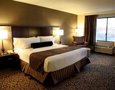 фото отеля Crowne Plaza Danbury