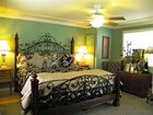 фото отеля The Garden Walk Bed and Breakfast Inn