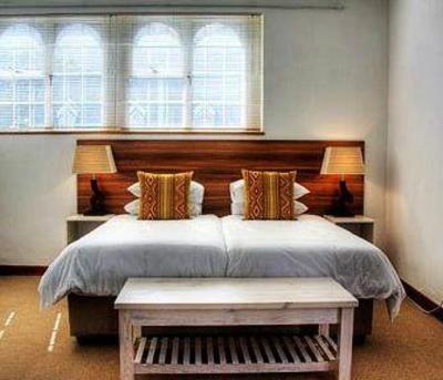 фото отеля Rondebosch Guest House Cape Town