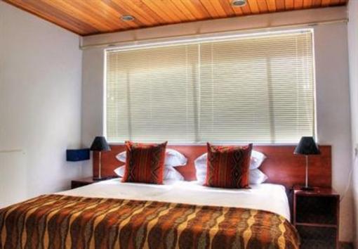 фото отеля Rondebosch Guest House Cape Town