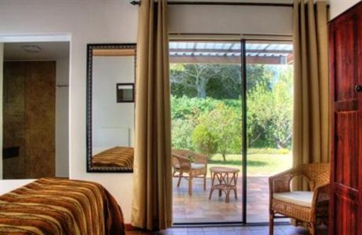 фото отеля Rondebosch Guest House Cape Town