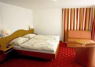 фото отеля Apparthotel Mountain Inn Saas-Fee