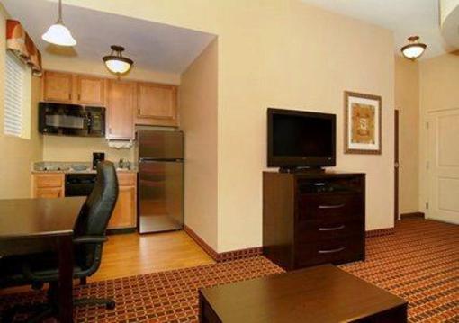 фото отеля MainStay Suites Rogers