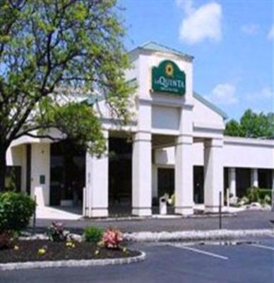 фото отеля La Quinta Inn & Suites Fairfield (New Jersey)
