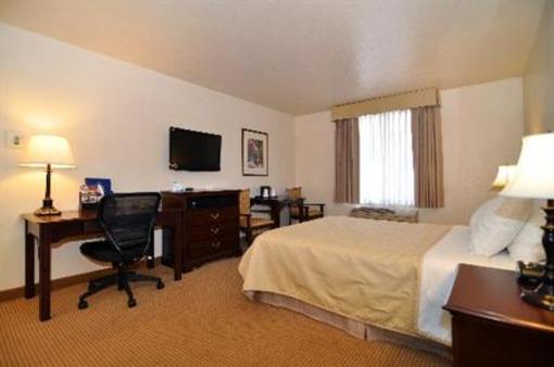 фото отеля BEST WESTERN Salinas Valley Inn & Suites