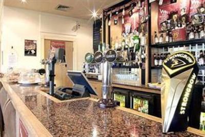 фото отеля Holiday Inn Leeds Brighouse