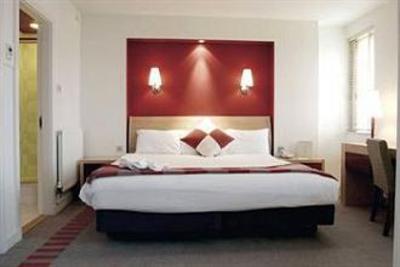 фото отеля Holiday Inn Leeds Brighouse