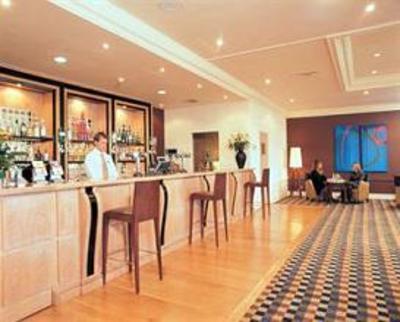 фото отеля Holiday Inn Leeds Brighouse