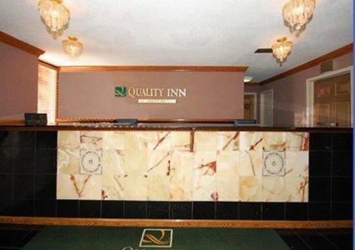 фото отеля Quality Inn North Raleigh