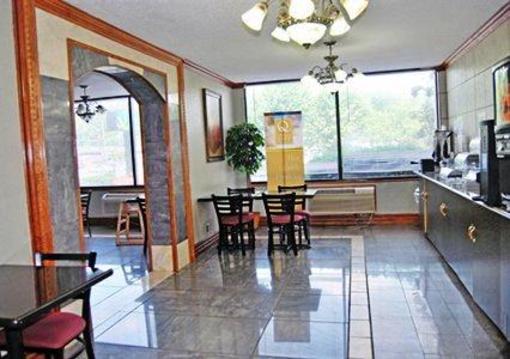фото отеля Quality Inn North Raleigh