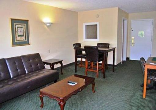 фото отеля Quality Inn North Raleigh