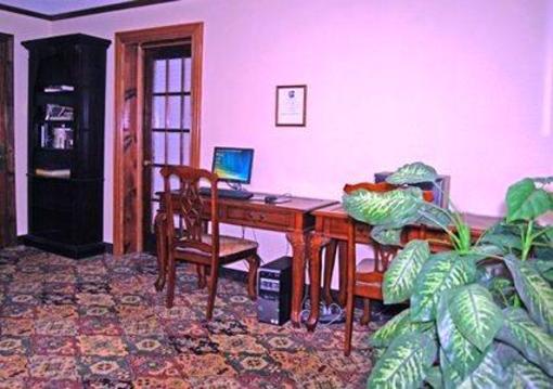 фото отеля Quality Inn North Raleigh