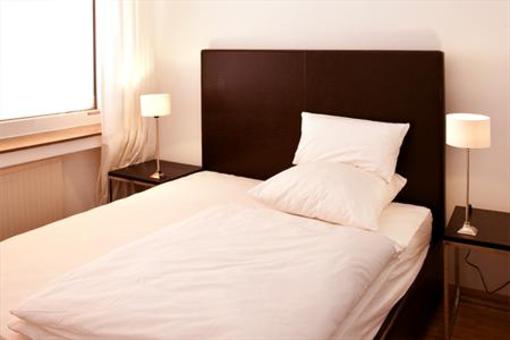 фото отеля Messeappartements Stresemann-Haus Düsseldorf