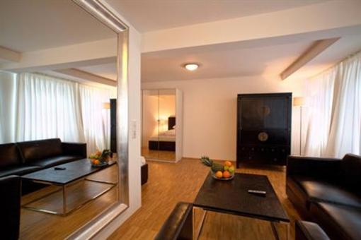 фото отеля Messeappartements Stresemann-Haus Düsseldorf
