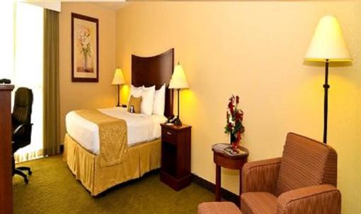 фото отеля Red Lion Hotel Farmington