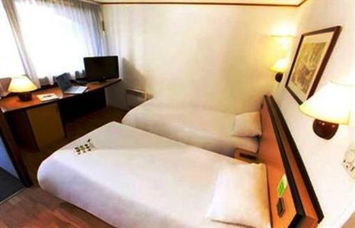 фото отеля Campanile Macon Sud Chaintre Hotel