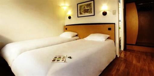 фото отеля Campanile Macon Sud Chaintre Hotel