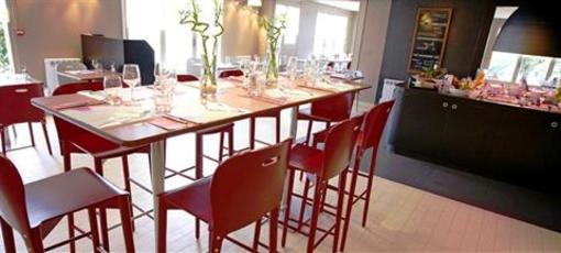 фото отеля Campanile Macon Sud Chaintre Hotel