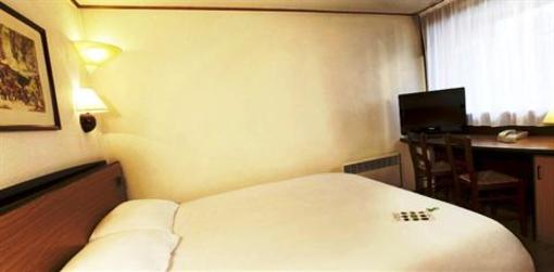 фото отеля Campanile Macon Sud Chaintre Hotel