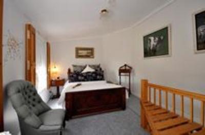 фото отеля Atrium Apartment Bed & Breakfast Launceston