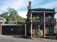 Atrium Apartment Bed & Breakfast Launceston