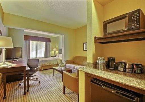 фото отеля Comfort Suites Lafayette (Indiana)