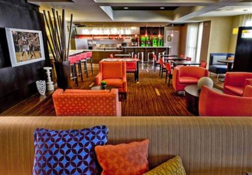 фото отеля Courtyard by Marriott Bloomington Normal