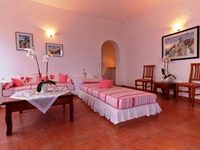 Kastro Suites