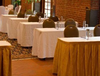 фото отеля Inn at Henderson's Wharf