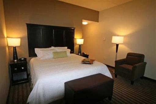 фото отеля Hampton Inn & Suites Swansboro