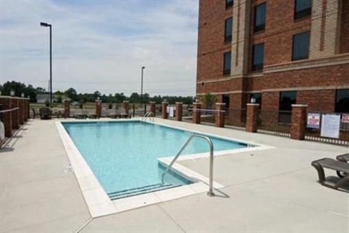 фото отеля Hampton Inn & Suites Swansboro