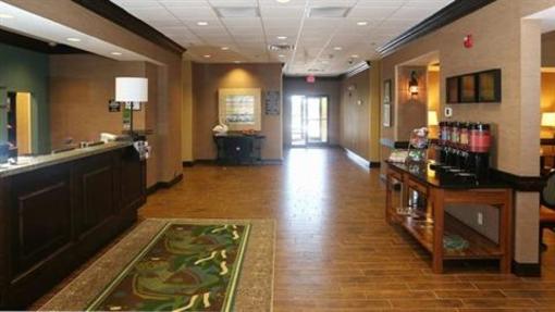 фото отеля Hampton Inn & Suites Swansboro