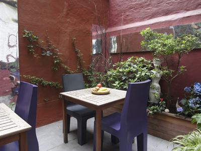 фото отеля Double Door B&B