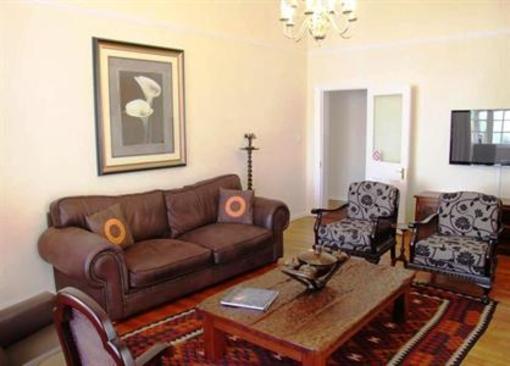 фото отеля 5 Camp Street Guesthouse & Self-Catering