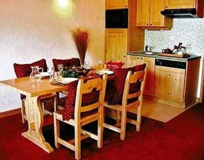 фото отеля Madame Vacances Residence Les Chalets De L Adonis Les Menuires