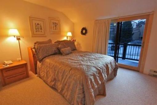фото отеля Winterpoint Townhouses Breckenridge