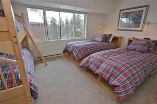 фото отеля Winterpoint Townhouses Breckenridge