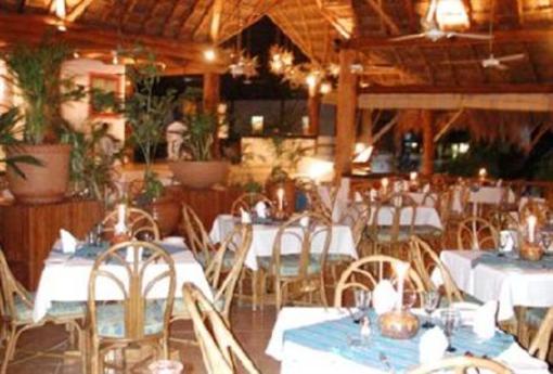 фото отеля Hotel Las Palapas Playa del Carmen