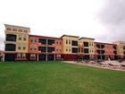 фото отеля Emerald Greens Golf Resort & Country Club