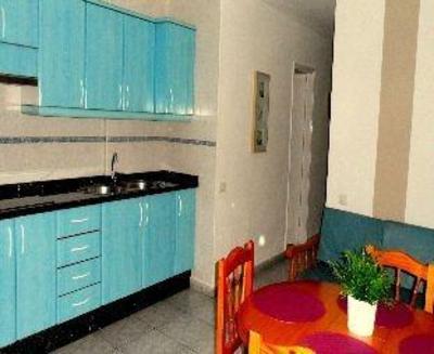 фото отеля Comodoro Apartments