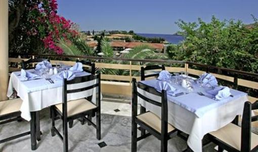 фото отеля Alexander House Hotel Agia Pelagia