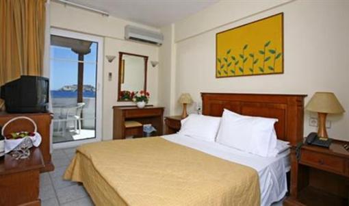 фото отеля Alexander House Hotel Agia Pelagia
