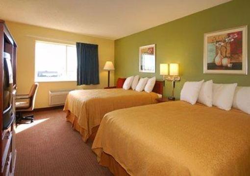 фото отеля Quality Inn East Evansville (Indiana)