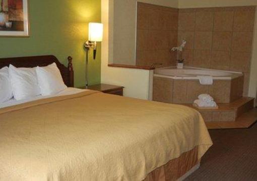 фото отеля Quality Inn East Evansville (Indiana)