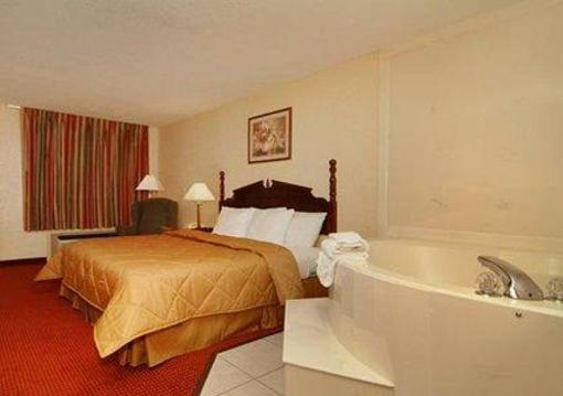 фото отеля Quality Inn And Suites Clarksville