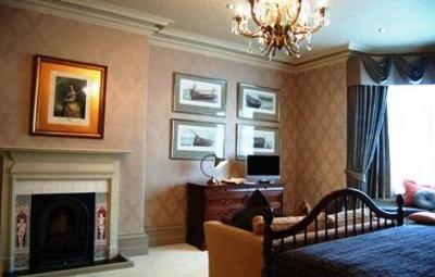 фото отеля Tufton Arms Hotel