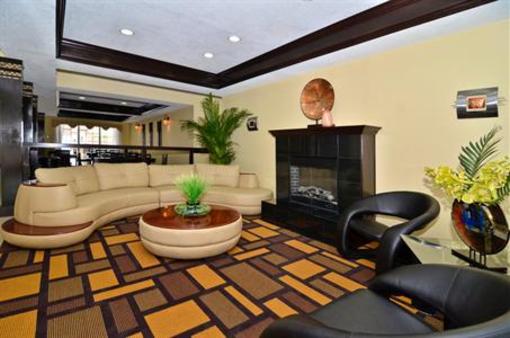 фото отеля Best Western Plus Addison Galleria Hotel