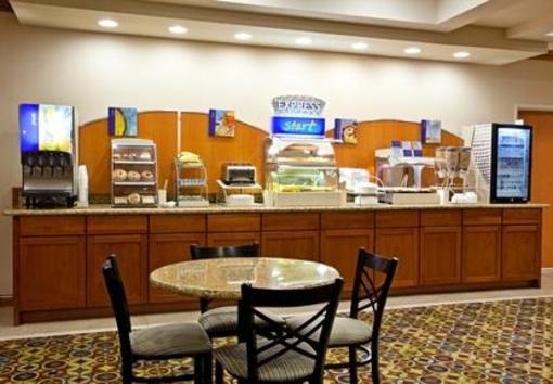фото отеля Holiday Inn Express Hotel & Suites Howell