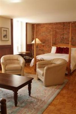 фото отеля Auberge de la Place Royale